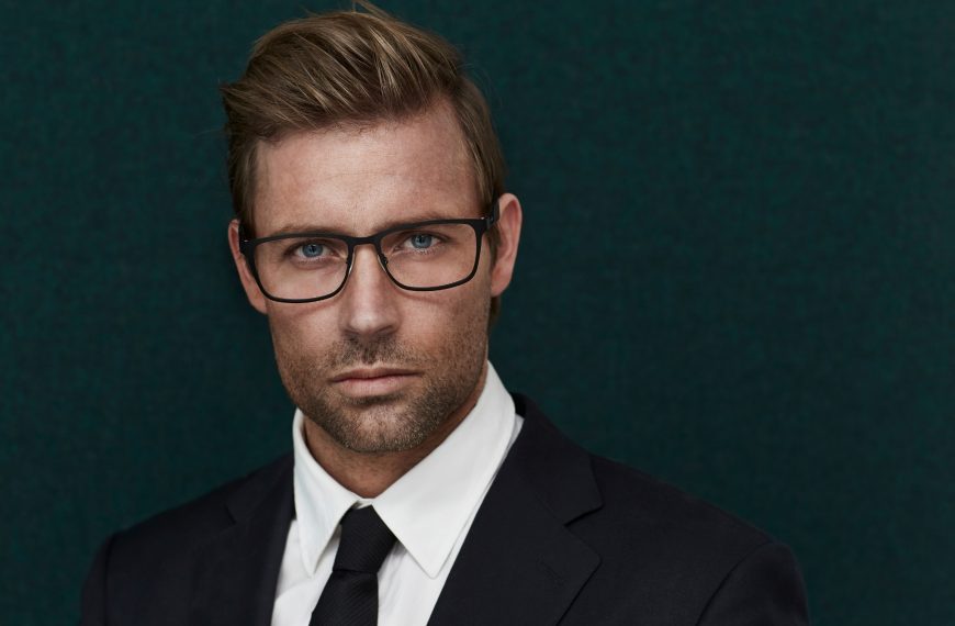 How To Look GREAT In Glasses (MEN)