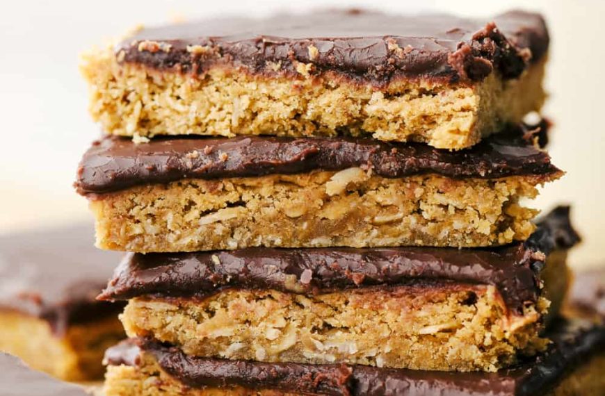 The Best Chocolate Peanut Butter Bars Recipe