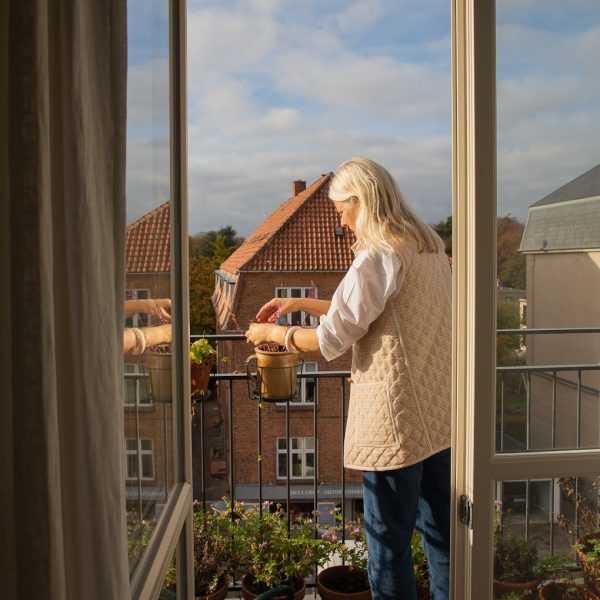 This Danish Apartment, Filled With Books and Rugs, Is an Empty Nester’s Oasis