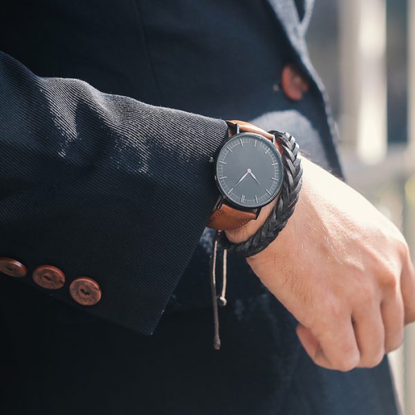 6 Classic Accessories Modern Men Should Have 6 Accessories Modern Men Should Have