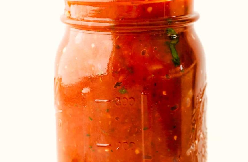 The Easiest Homemade Marinara Recipe