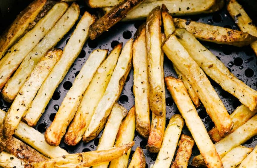 Air Fryer French Fries Recipe (Super Crispy!)